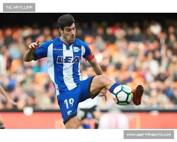 阿拉维斯0-0奥萨苏纳，纳瓦罗神扑保住客场一分